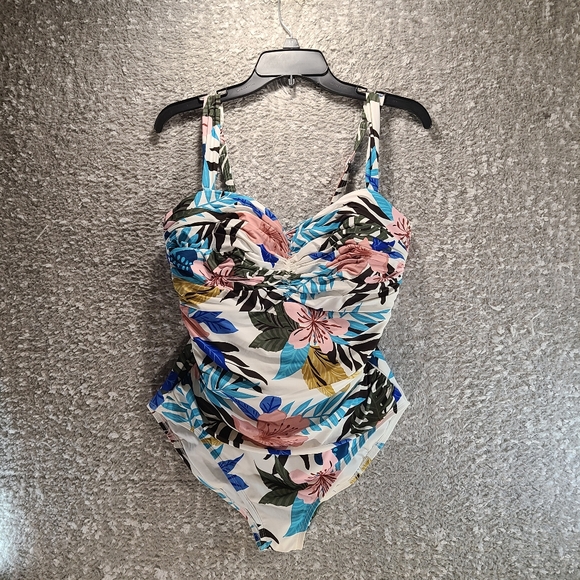 Coco Reef Bra Sized 38C One Piece Swimsuit Floral Tropical Underwire Lined Nylon - Picture 2 of 11